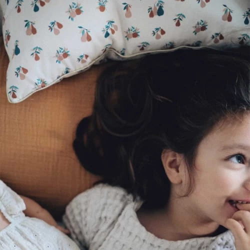 Cocoeko Couettes Et Oreillers Bébé Et Enfant Coussin Coton Bio Poires D'automne (30x40cm) 3 Cocoeko Couettes Et Oreillers Bébé Et Enfant Coussin Coton Bio Poires D'automne (30x40cm) – Image 3